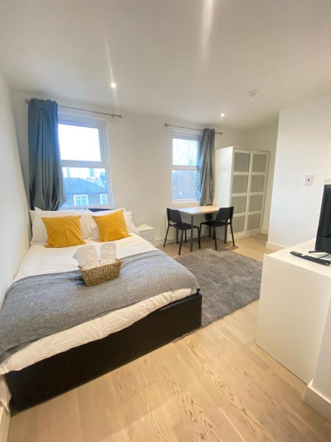 Cozy En-Suite Near Stratford 伦敦 外观 照片